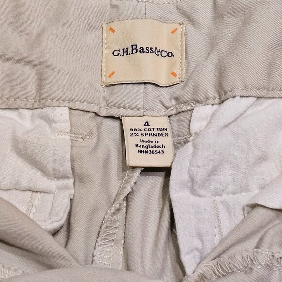 2 pairs women's Bass shorts size 4 - Picture 2 of 4